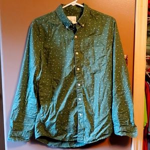 American Eagle Green Shirt